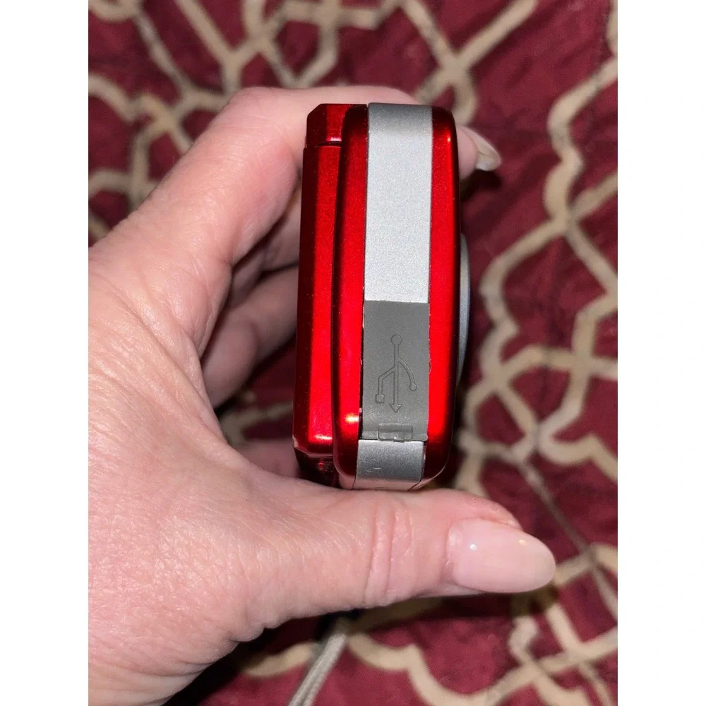 Vivitar DVR 410 Digital Video Recorder Red Metallic Y2K Retro Pocket Camcorder